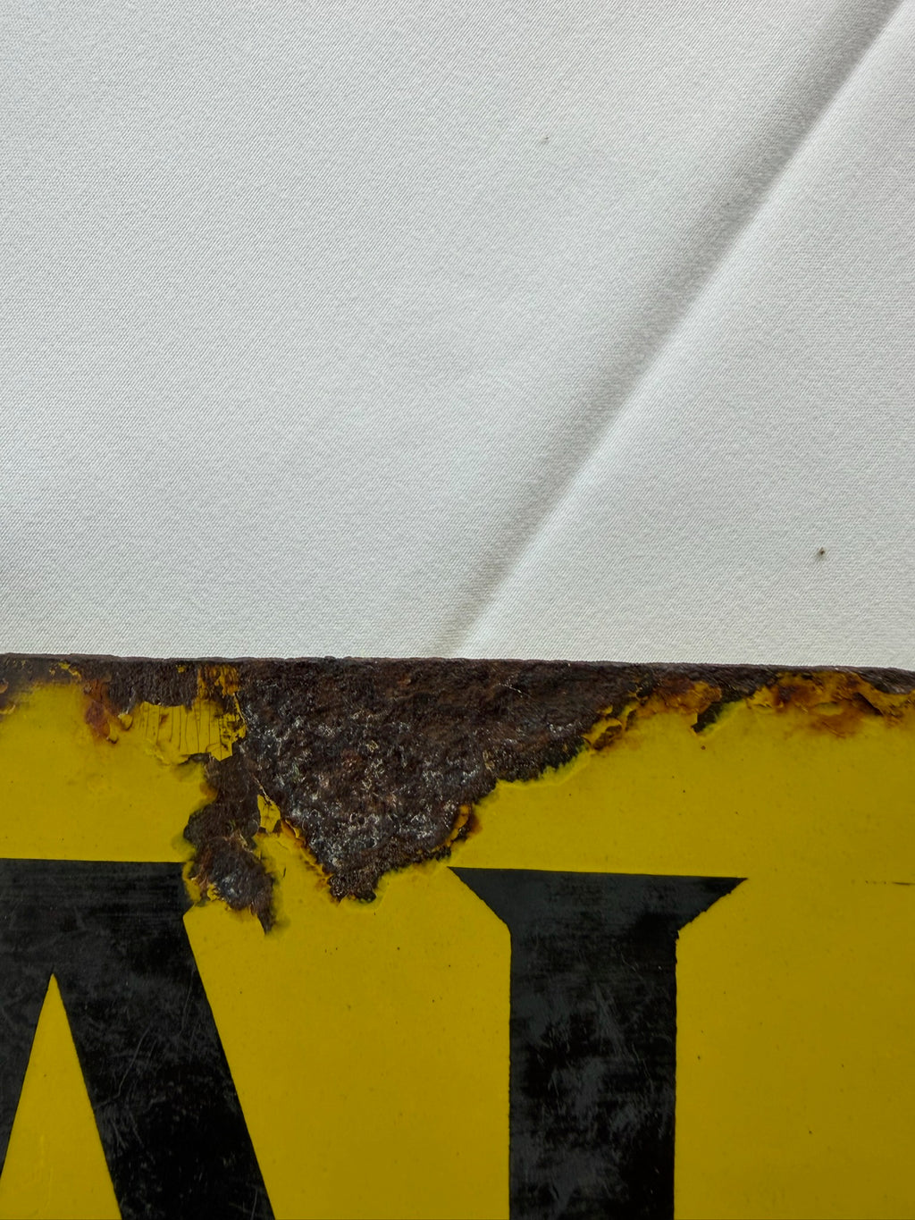 Halls Distemper