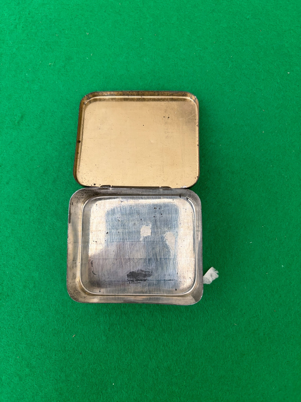 Selection of 1oz pocket tobacco tins (Price range: £20-£50)