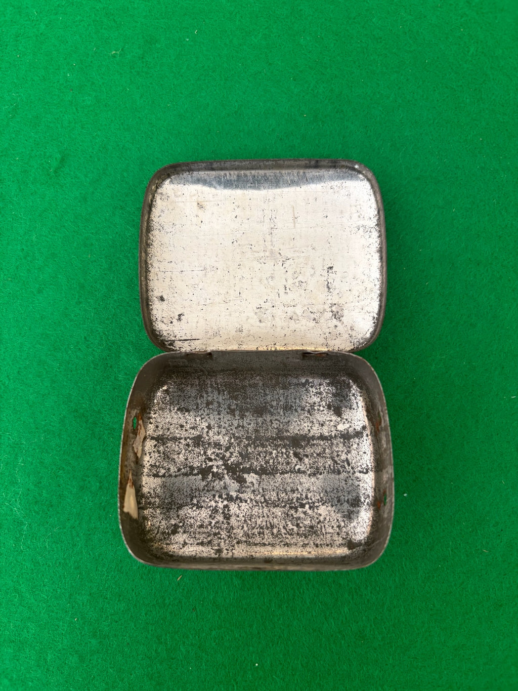 Selection of 1oz pocket tobacco tins (Price range: £20-£50)
