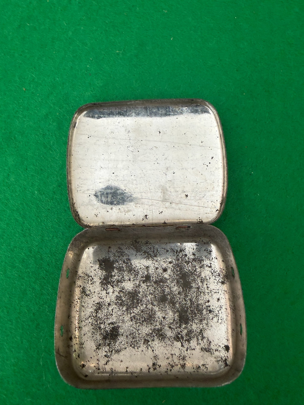 Selection of 1oz pocket tobacco tins (Price range: £20-£50)
